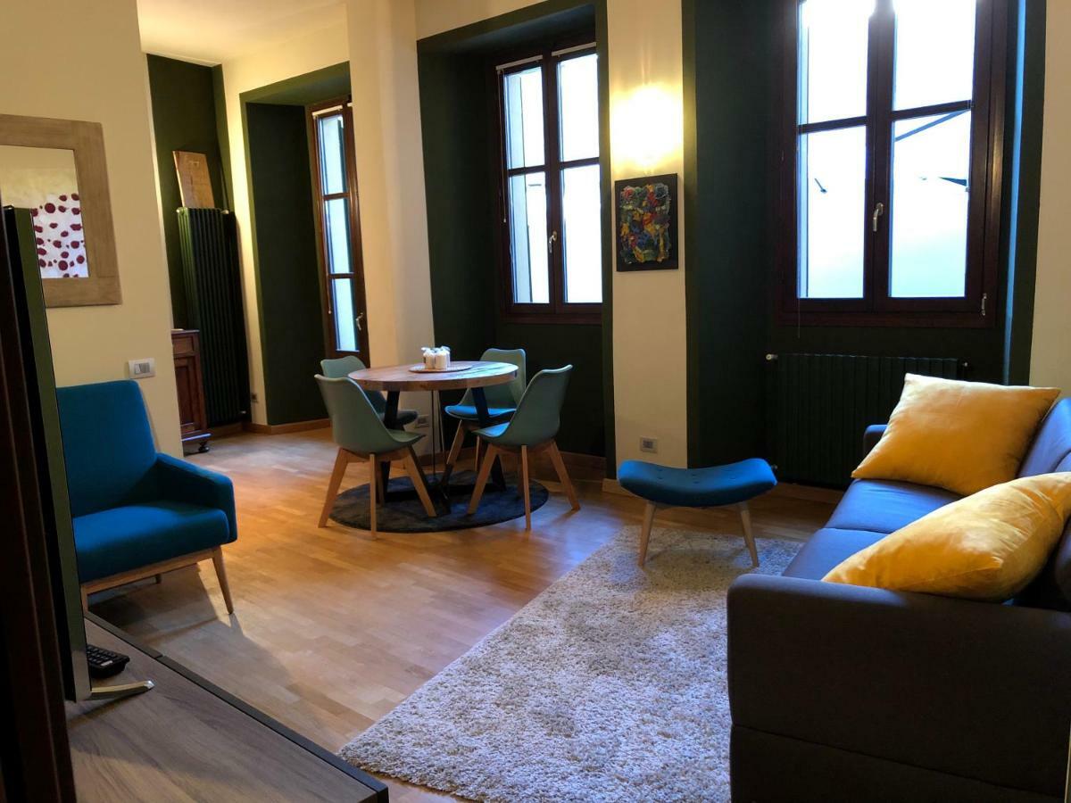 La Via Degli Artisti Διαμέρισμα Arona Εξωτερικό φωτογραφία