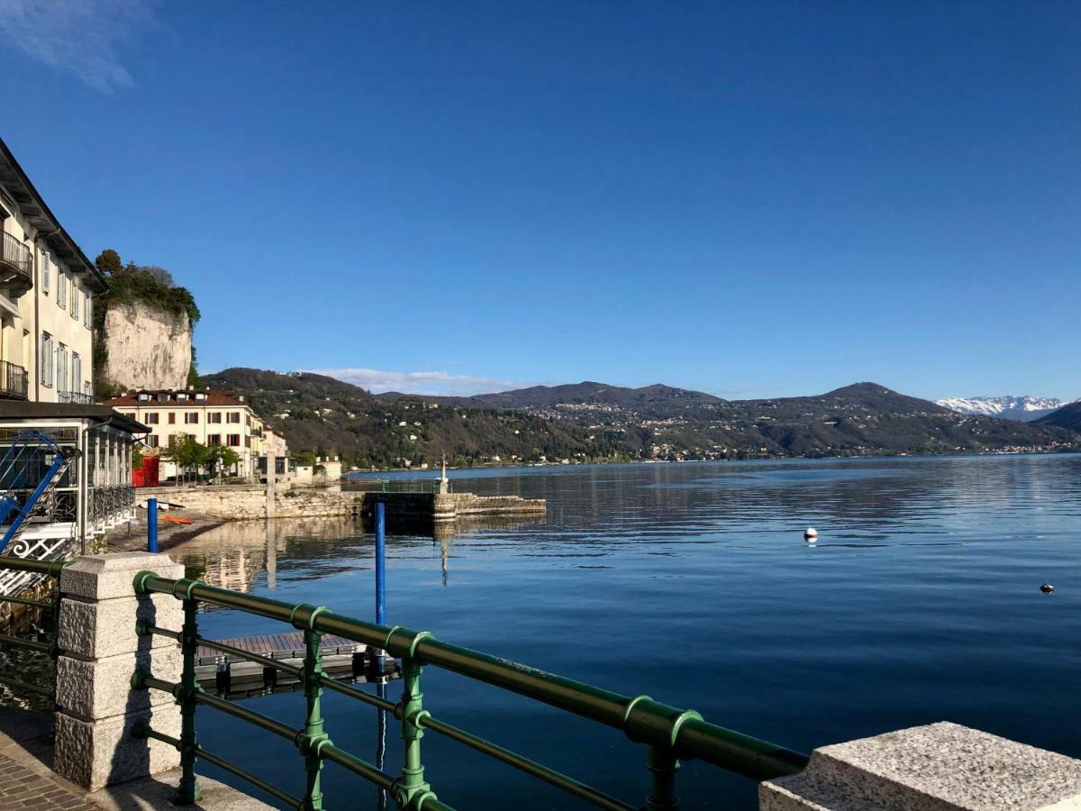 La Via Degli Artisti Διαμέρισμα Arona Εξωτερικό φωτογραφία