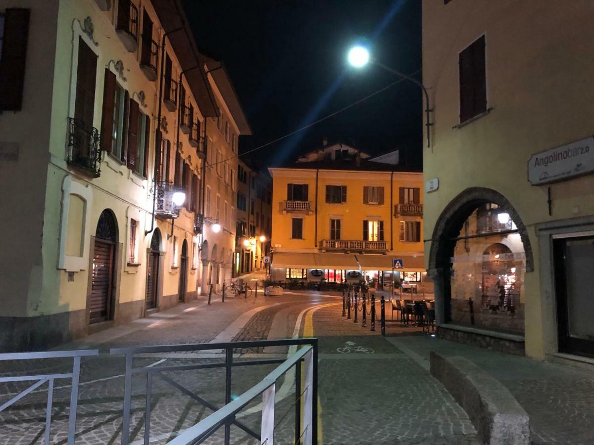 La Via Degli Artisti Διαμέρισμα Arona Εξωτερικό φωτογραφία